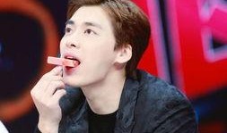 吃瓜群李易峰,吃瓜群中的焦点人物