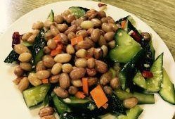 吃瓜吃花生米图片,跟随镜头探寻吃瓜吃花生的独特魅力