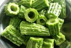 当水果吃的苦瓜叫啥瓜,揭秘当水果吃的苦瓜之美