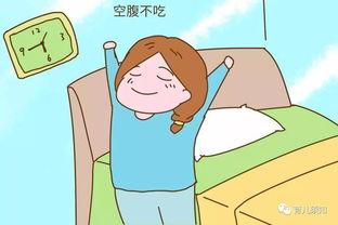 宝宝吃瓜说说句子,萌态十足，亲子时光温馨瞬间